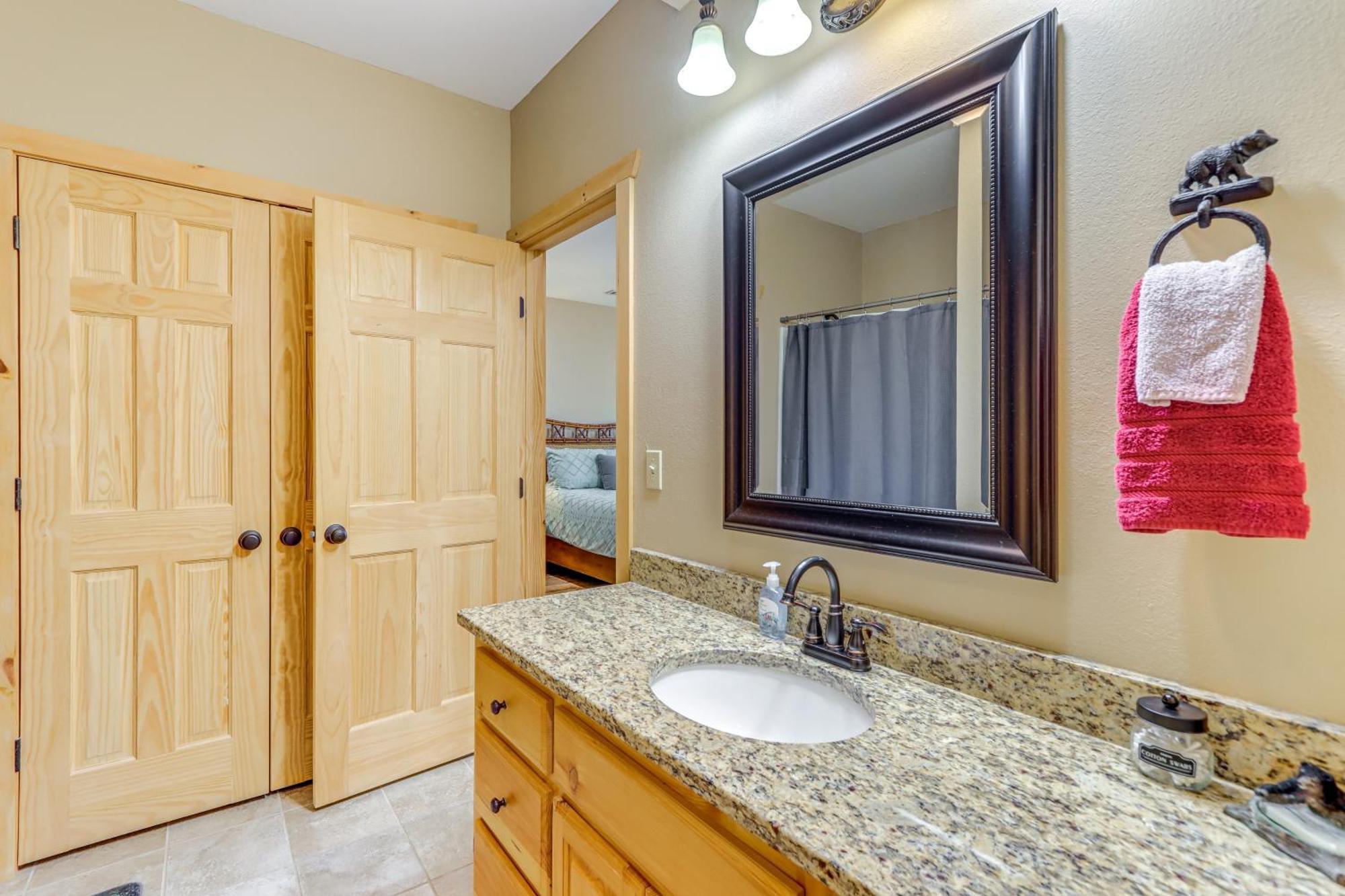 3 Mi To Dtwn Cabin With Hot Tub In Blue Ridge! Exterior foto